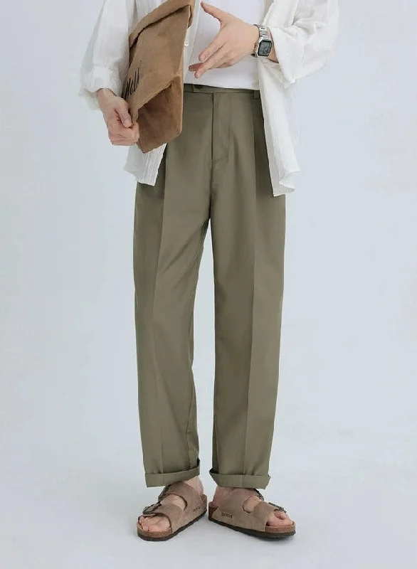 men's tennis trousers-Relaxed Tapered Pleated Trousers with Pockets