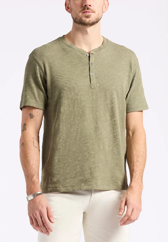 men's lightweight t-shirts-Kandido Men's Short Sleeve Slub Jersey Relaxed Henley Top, Army Green - BM24605